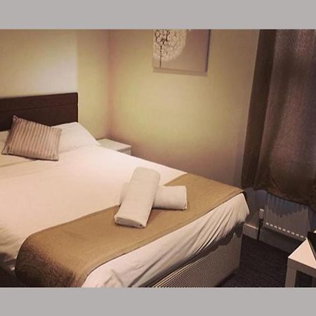 The R Inn Hotel Desborough Dış mekan fotoğraf