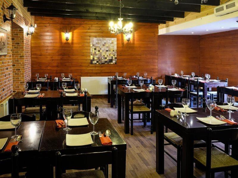 The R Inn Hotel Desborough Dış mekan fotoğraf