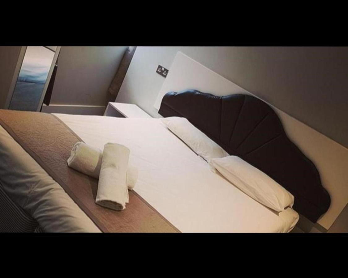 The R Inn Hotel Desborough Dış mekan fotoğraf
