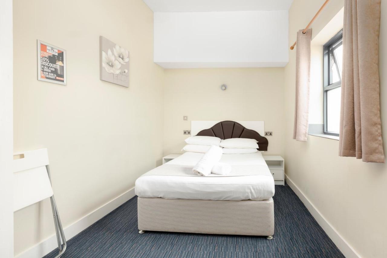The R Inn Hotel Desborough Dış mekan fotoğraf
