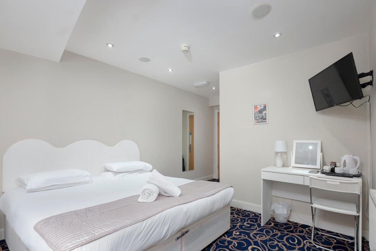 The R Inn Hotel Desborough Dış mekan fotoğraf