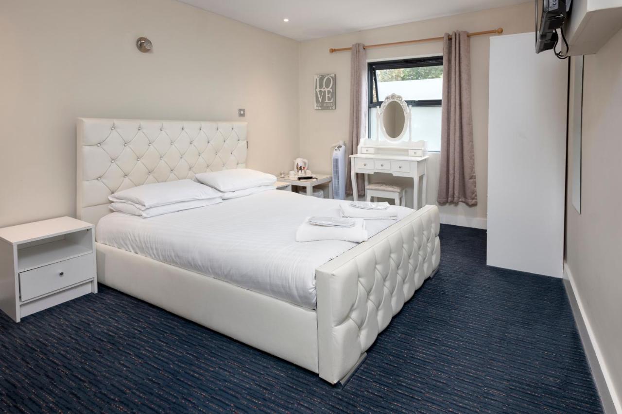 The R Inn Hotel Desborough Dış mekan fotoğraf